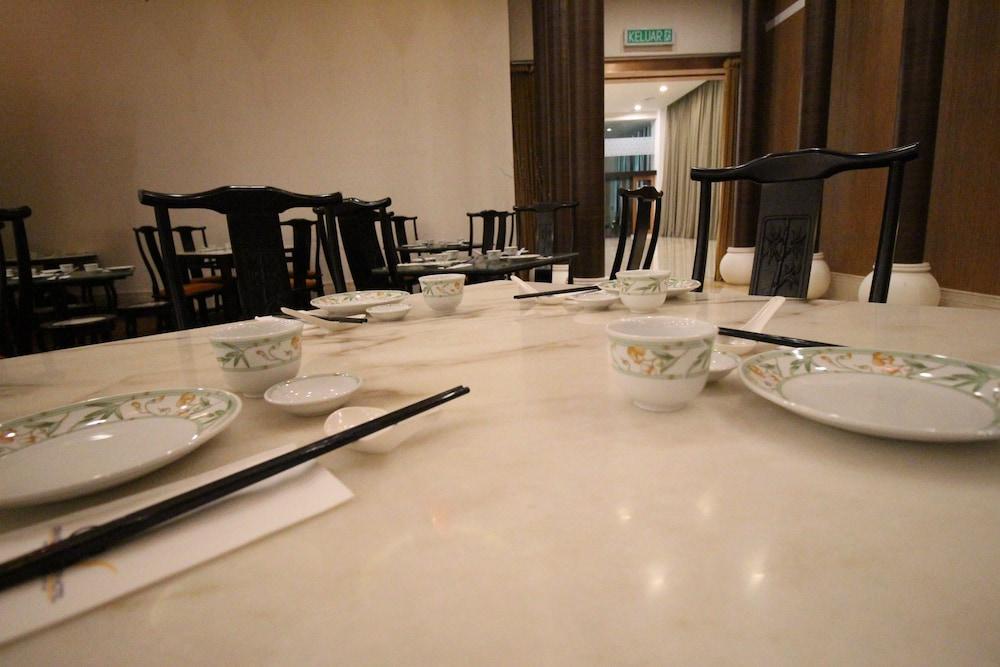 Grand Riverview Hotel Kota Bharu Esterno foto