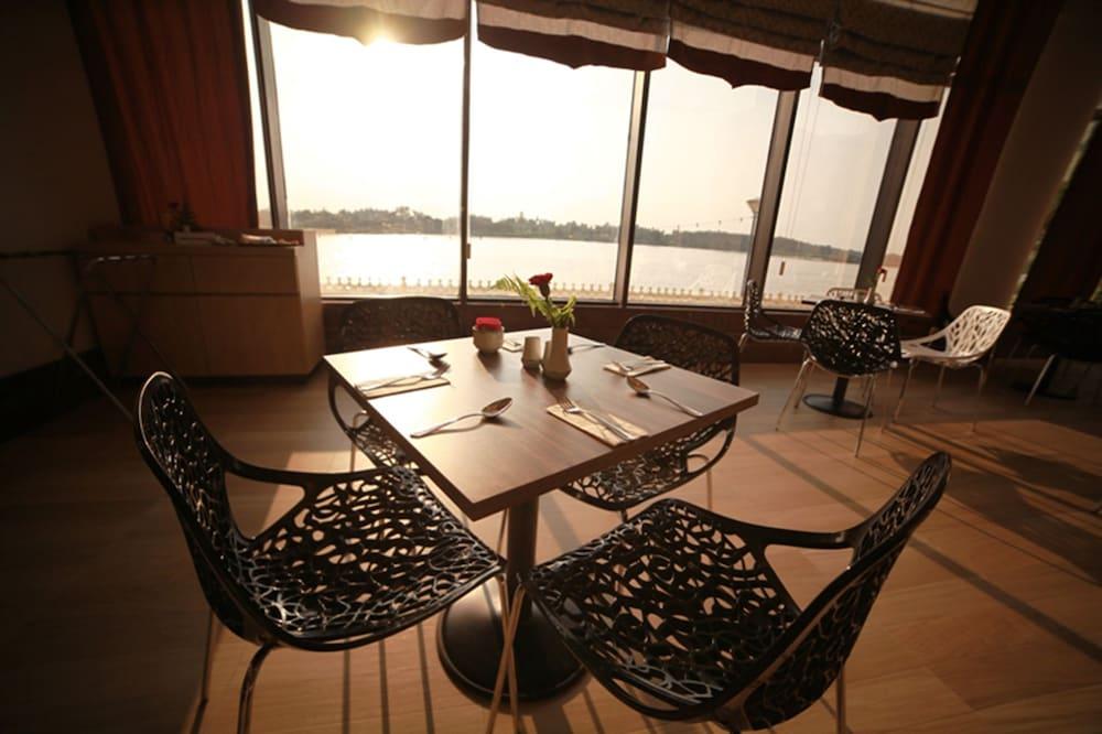 Grand Riverview Hotel Kota Bharu Esterno foto