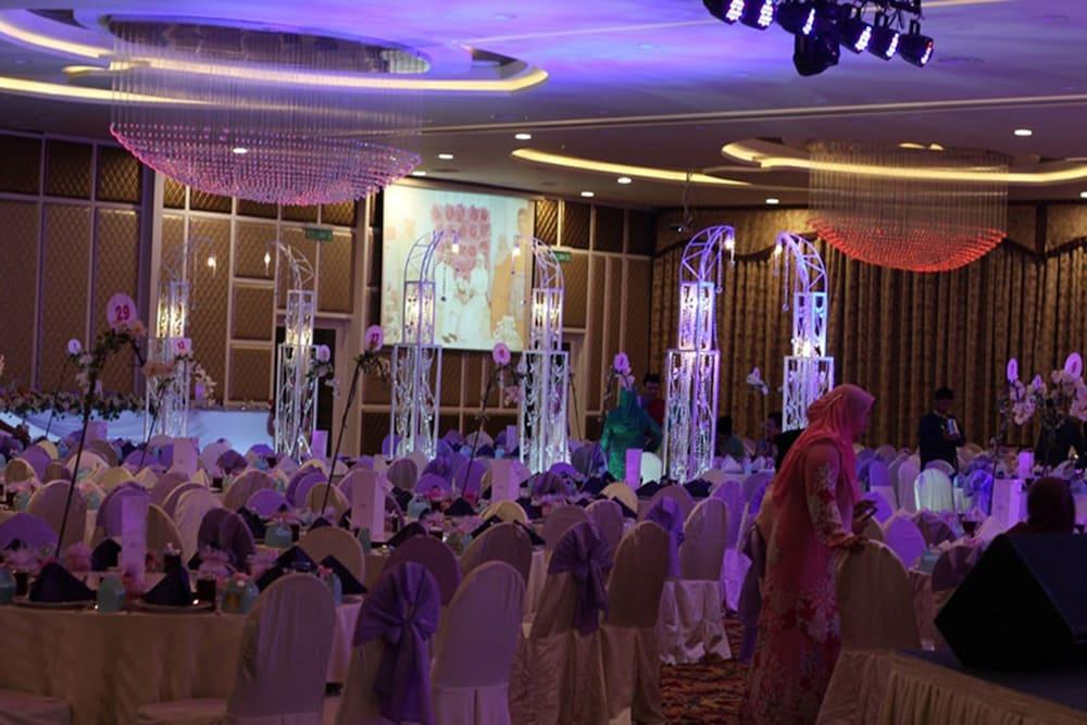 Grand Riverview Hotel Kota Bharu Esterno foto