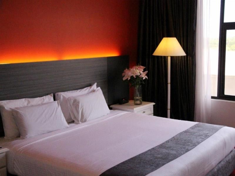 Grand Riverview Hotel Kota Bharu Esterno foto