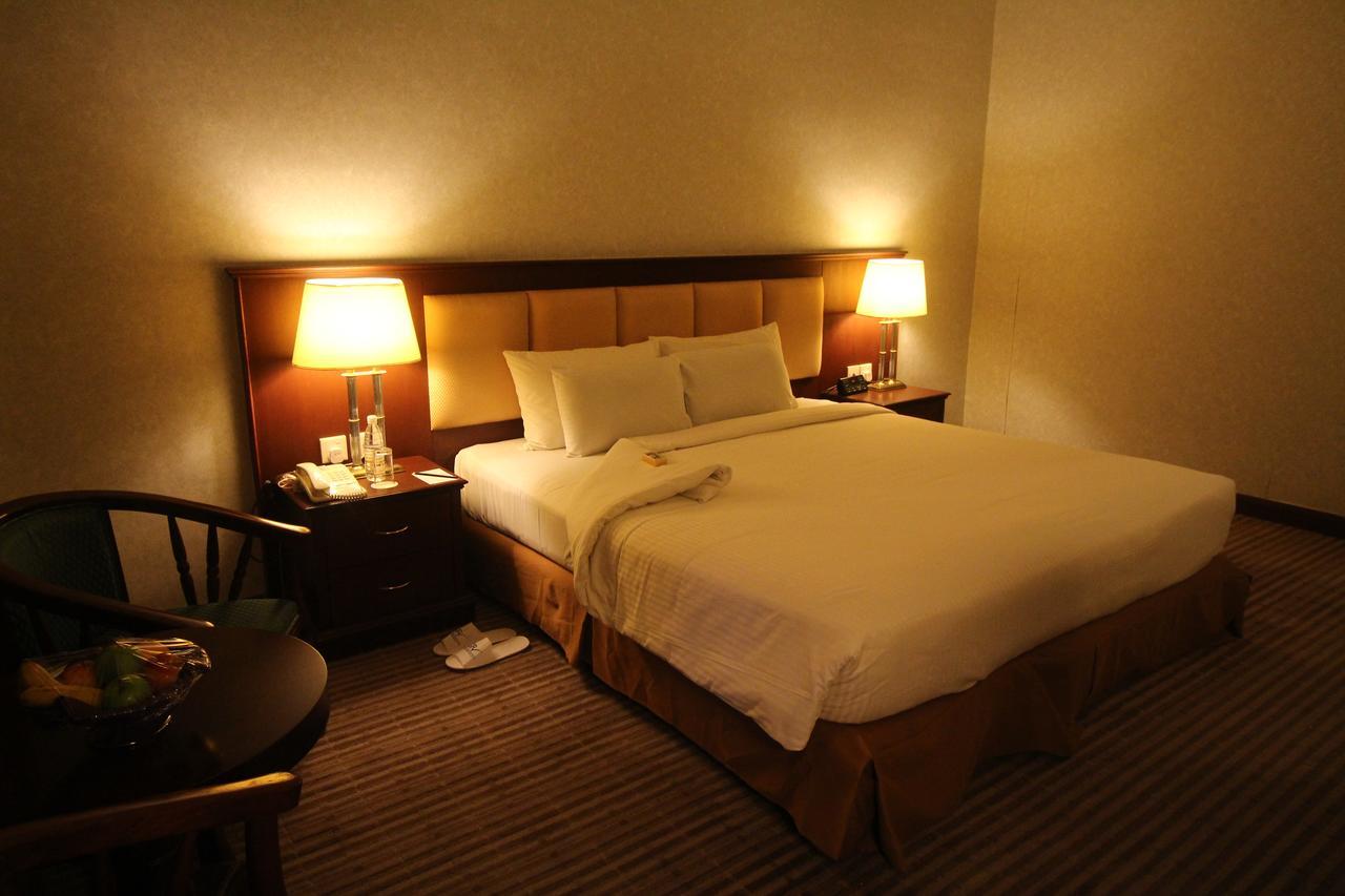 Grand Riverview Hotel Kota Bharu Esterno foto