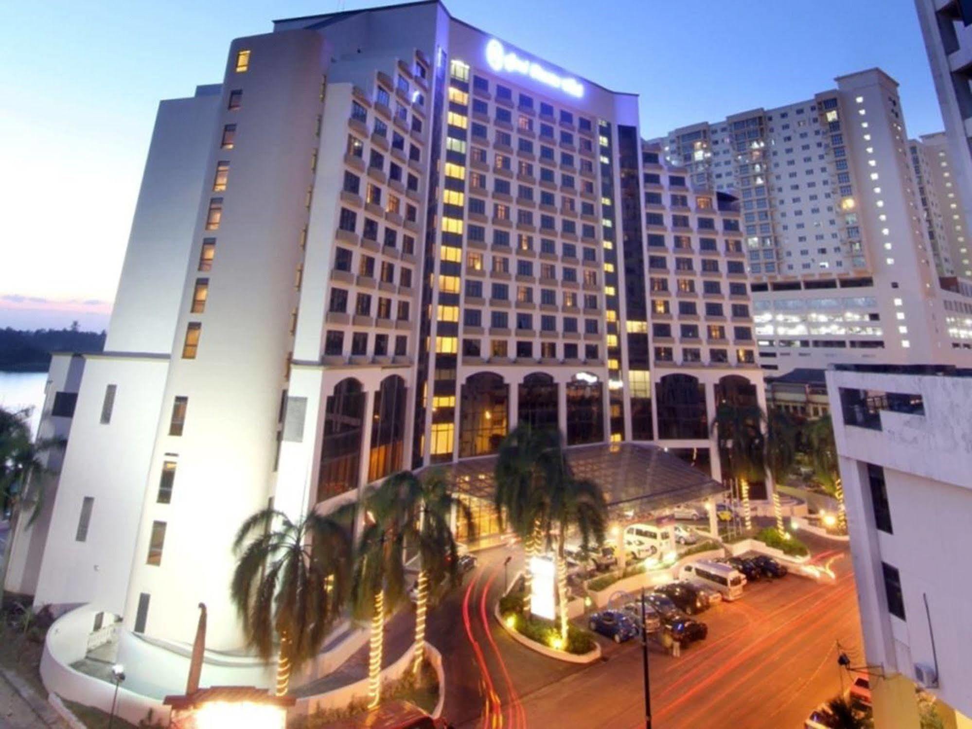 Grand Riverview Hotel Kota Bharu Esterno foto